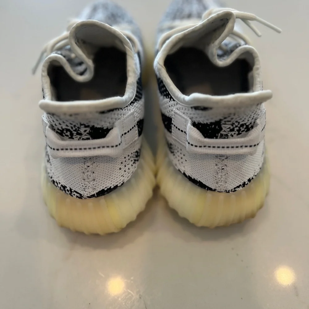 Yeezy zebra - Picture 5 of 5
